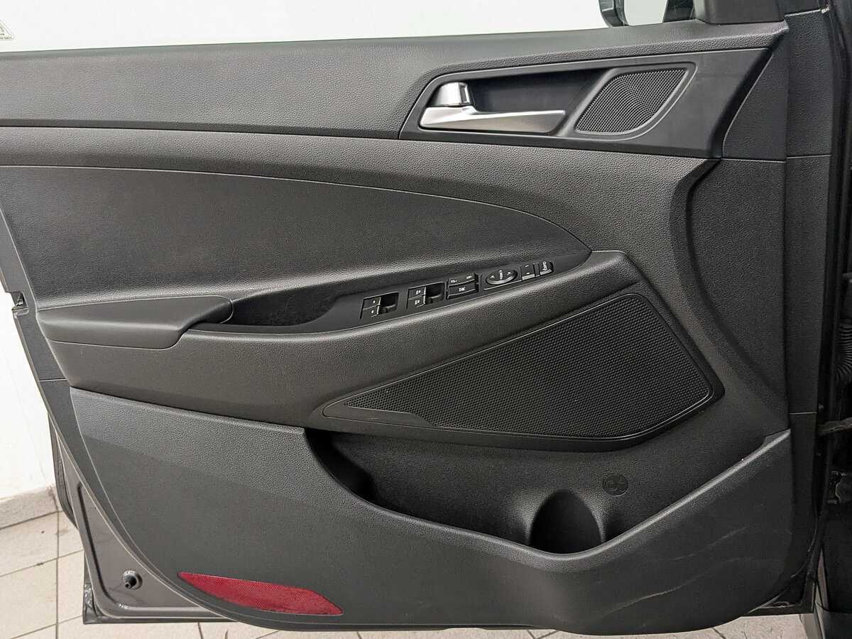 Купить Hyundai Tucson с пробегом. Фото: #18