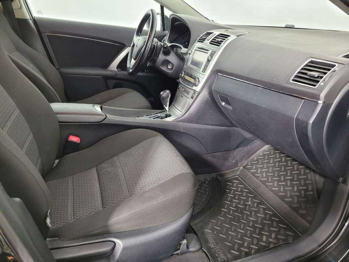 Купить Toyota Avensis с пробегом. Фото: #13