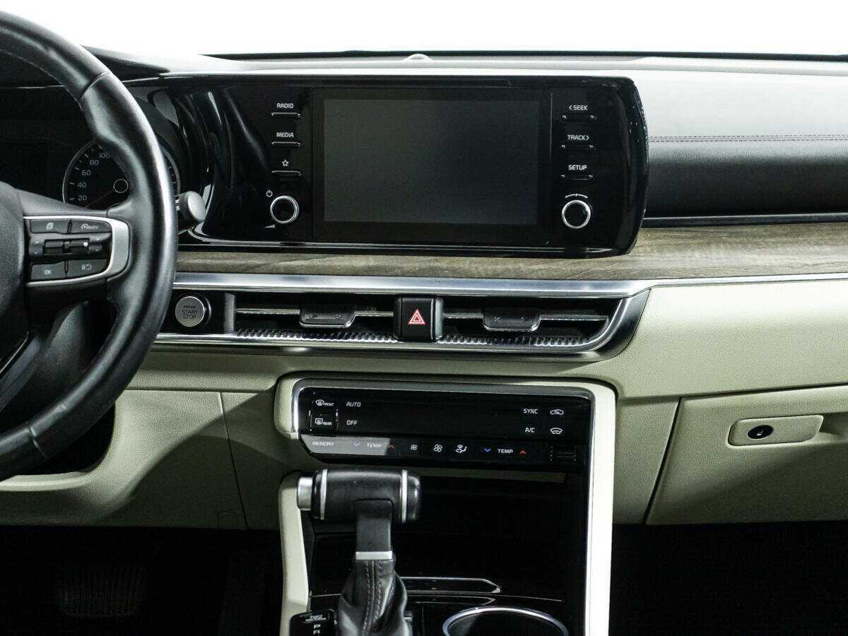 Купить Kia K5 с пробегом. Фото: #13