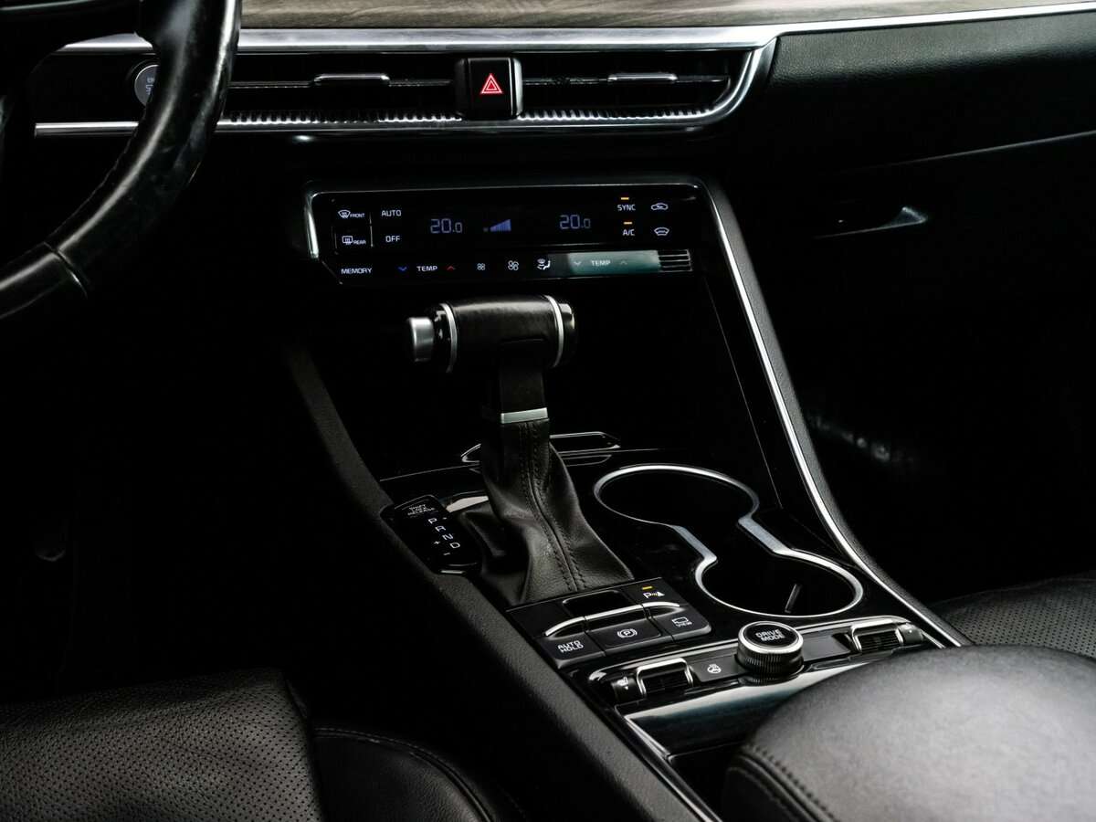 Купить Kia K5 с пробегом. Фото: #11