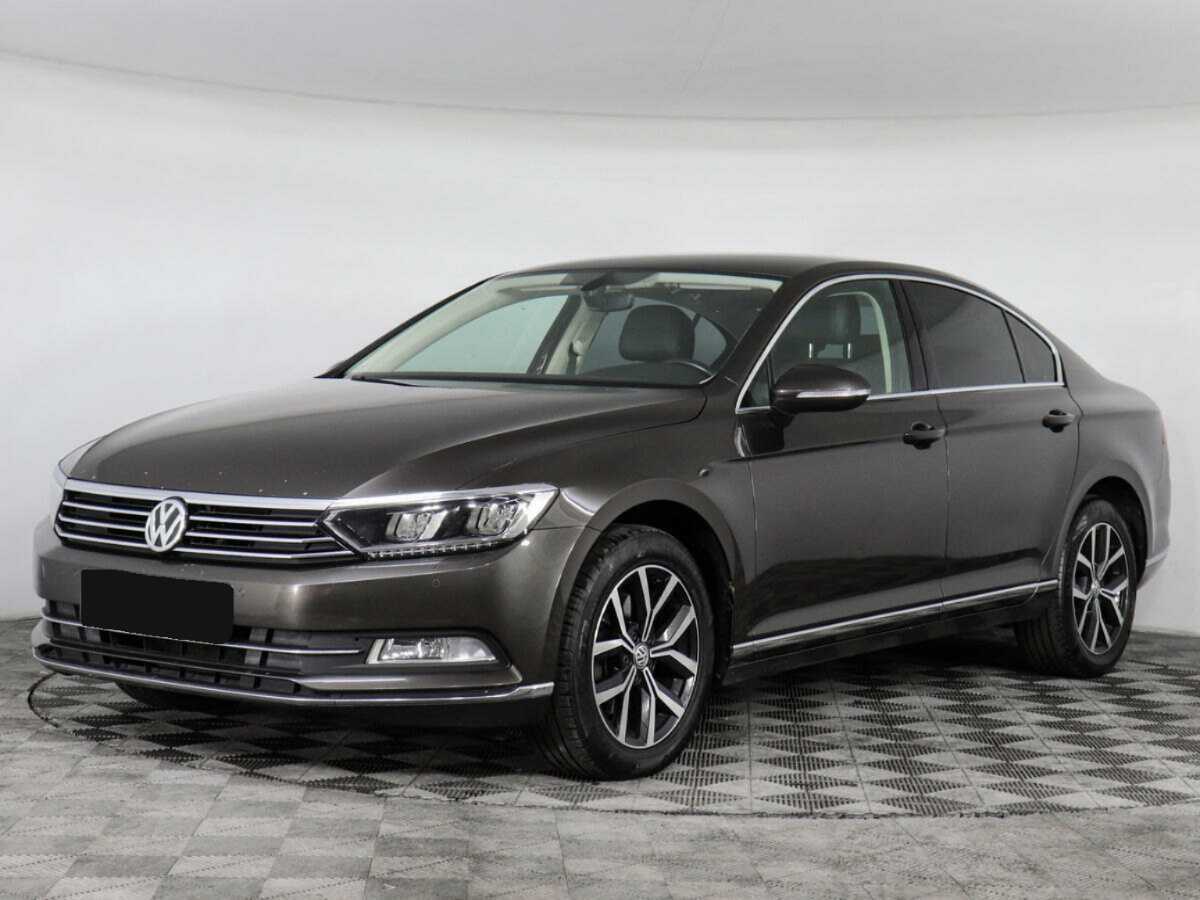 Купить Volkswagen Passat с пробегом. Посмотреть фото
