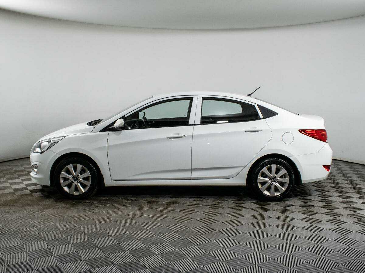 Купить Hyundai Solaris с пробегом. Фото: #7