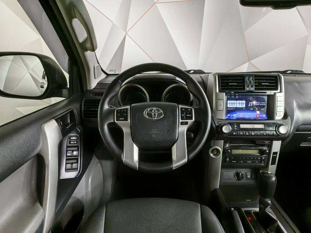 Купить Toyota Land Cruiser Prado с пробегом. Фото: #14