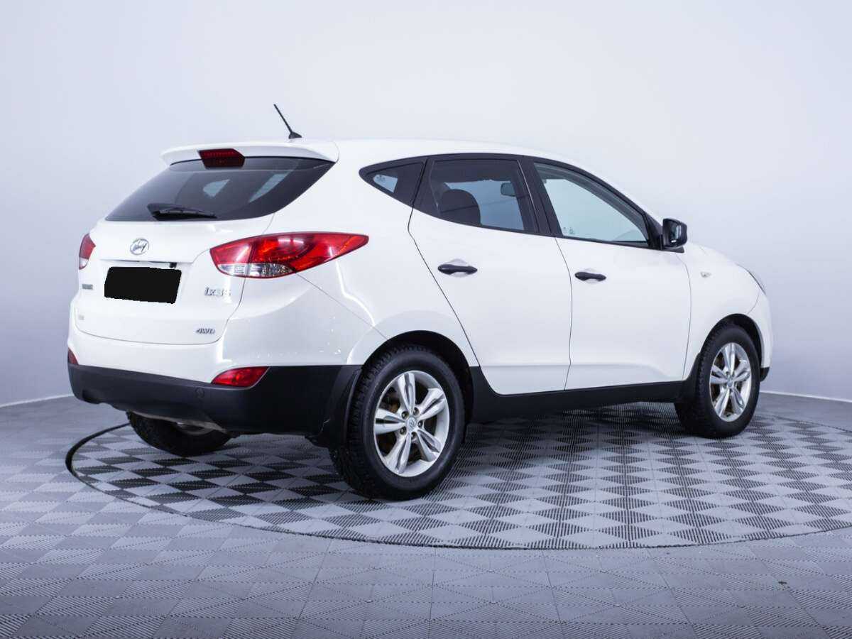 Купить Hyundai ix35 с пробегом. Фото: #4