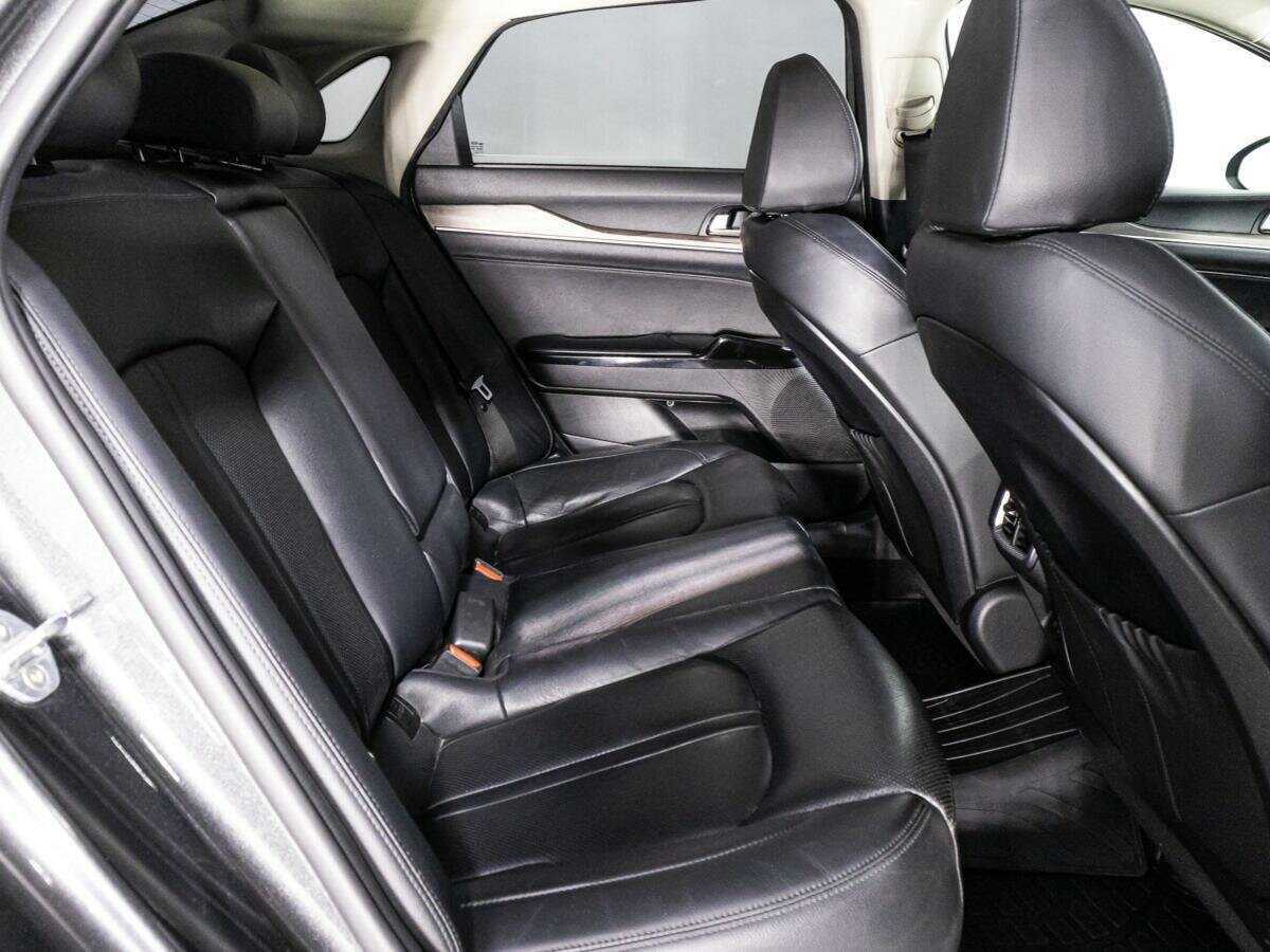 Купить Kia K5 с пробегом. Фото: #20