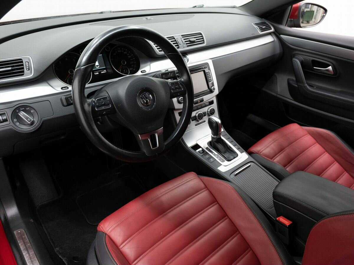 Купить Volkswagen Passat CC с пробегом. Фото: #7