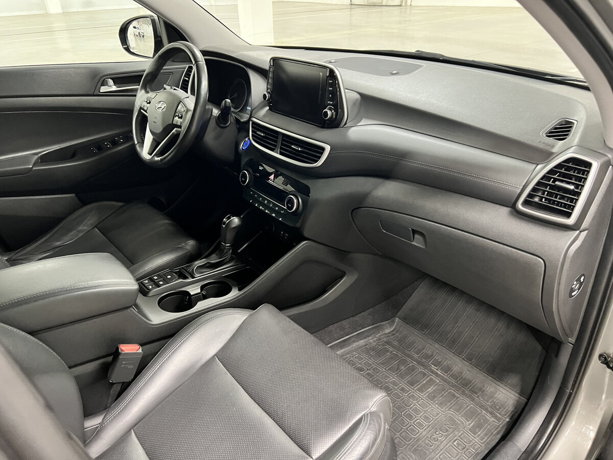 Купить Hyundai Tucson с пробегом. Фото: #10