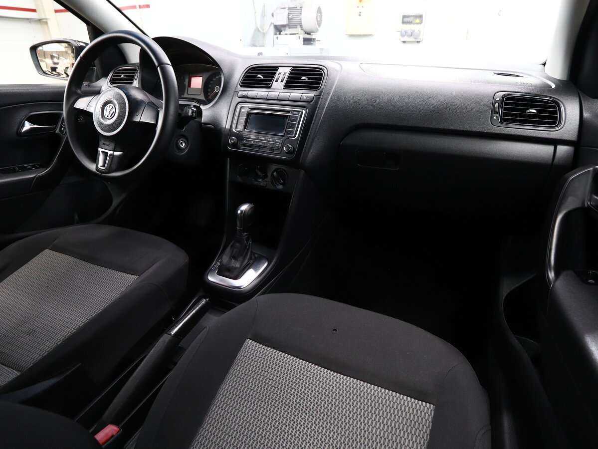 Купить Volkswagen Polo с пробегом. Фото: #7