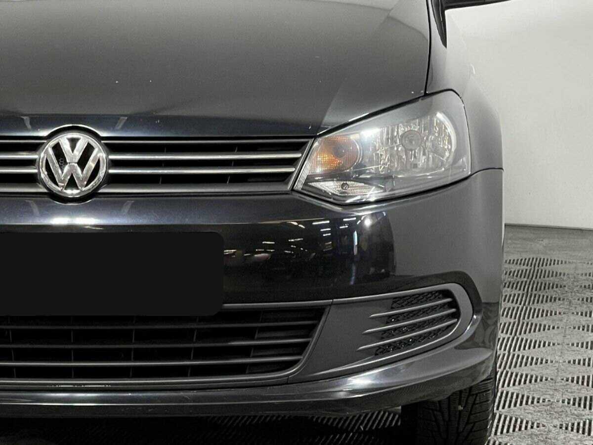 Купить Volkswagen Polo с пробегом. Фото: #11