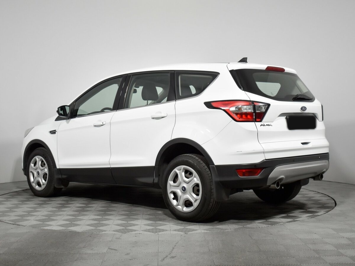 Купить Ford Kuga с пробегом. Фото: #5