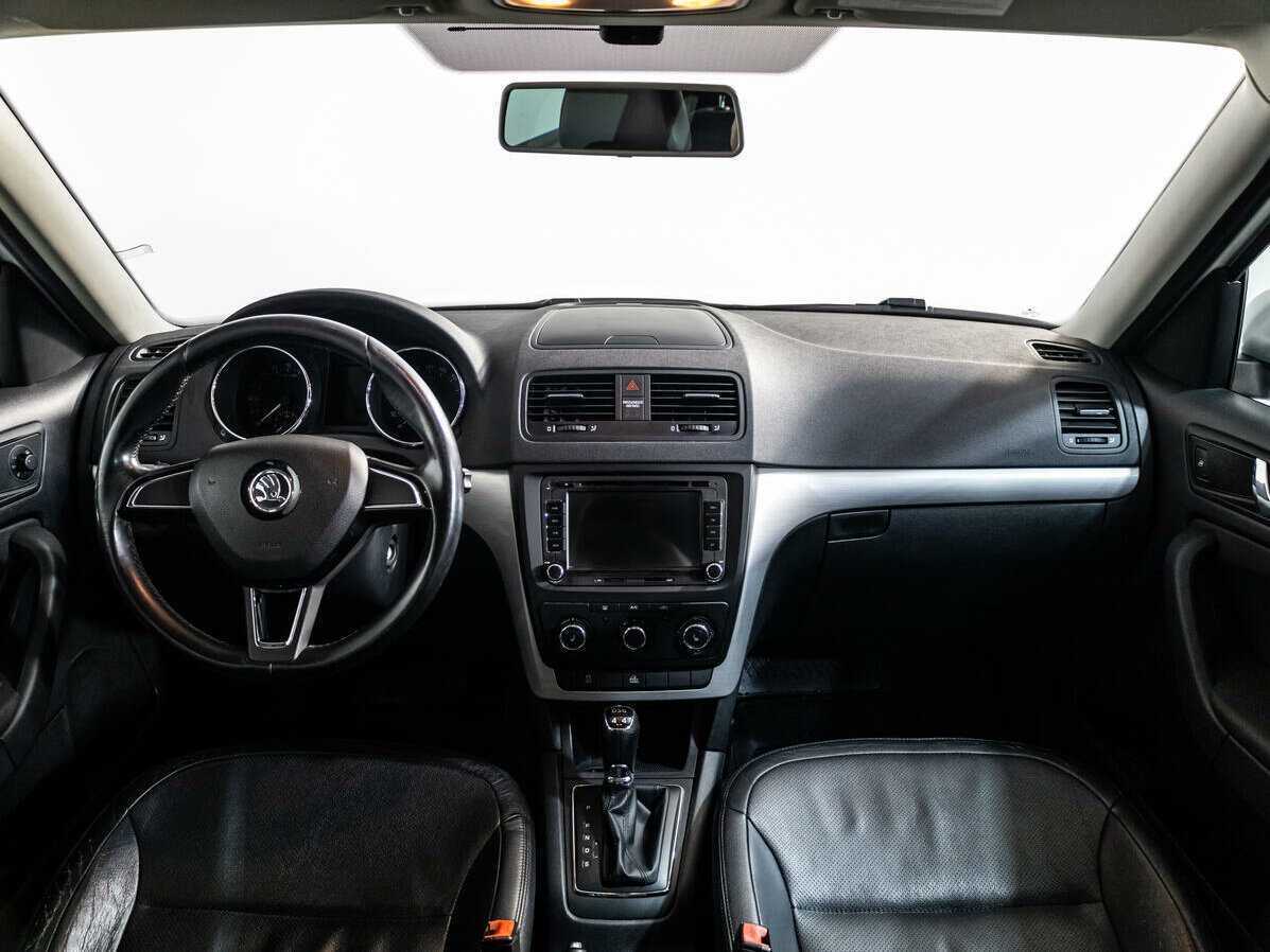 Купить Skoda Yeti с пробегом. Фото: #10