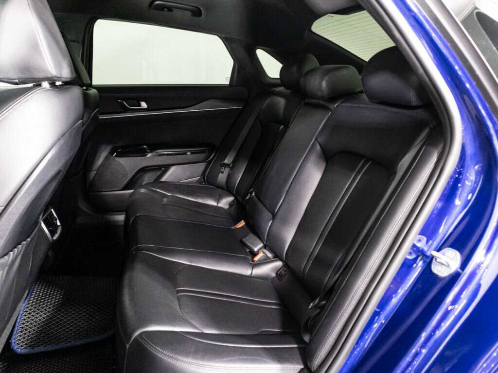 Купить Kia K5 с пробегом. Фото: #10