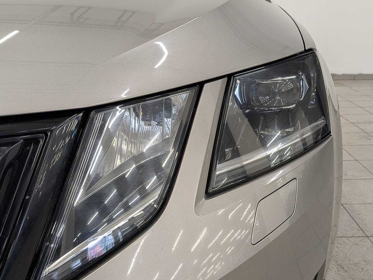 Купить Skoda Octavia с пробегом. Фото: #10