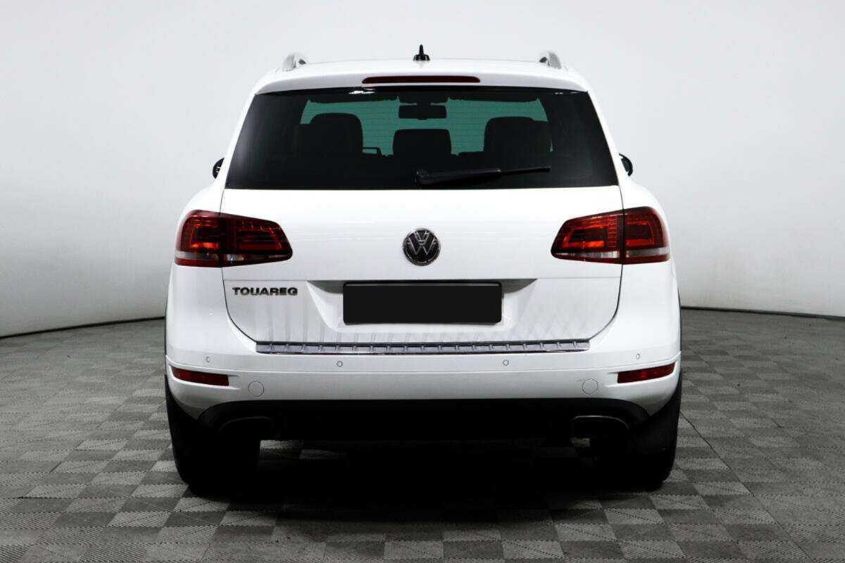 Купить Volkswagen Touareg с пробегом. Фото: #5