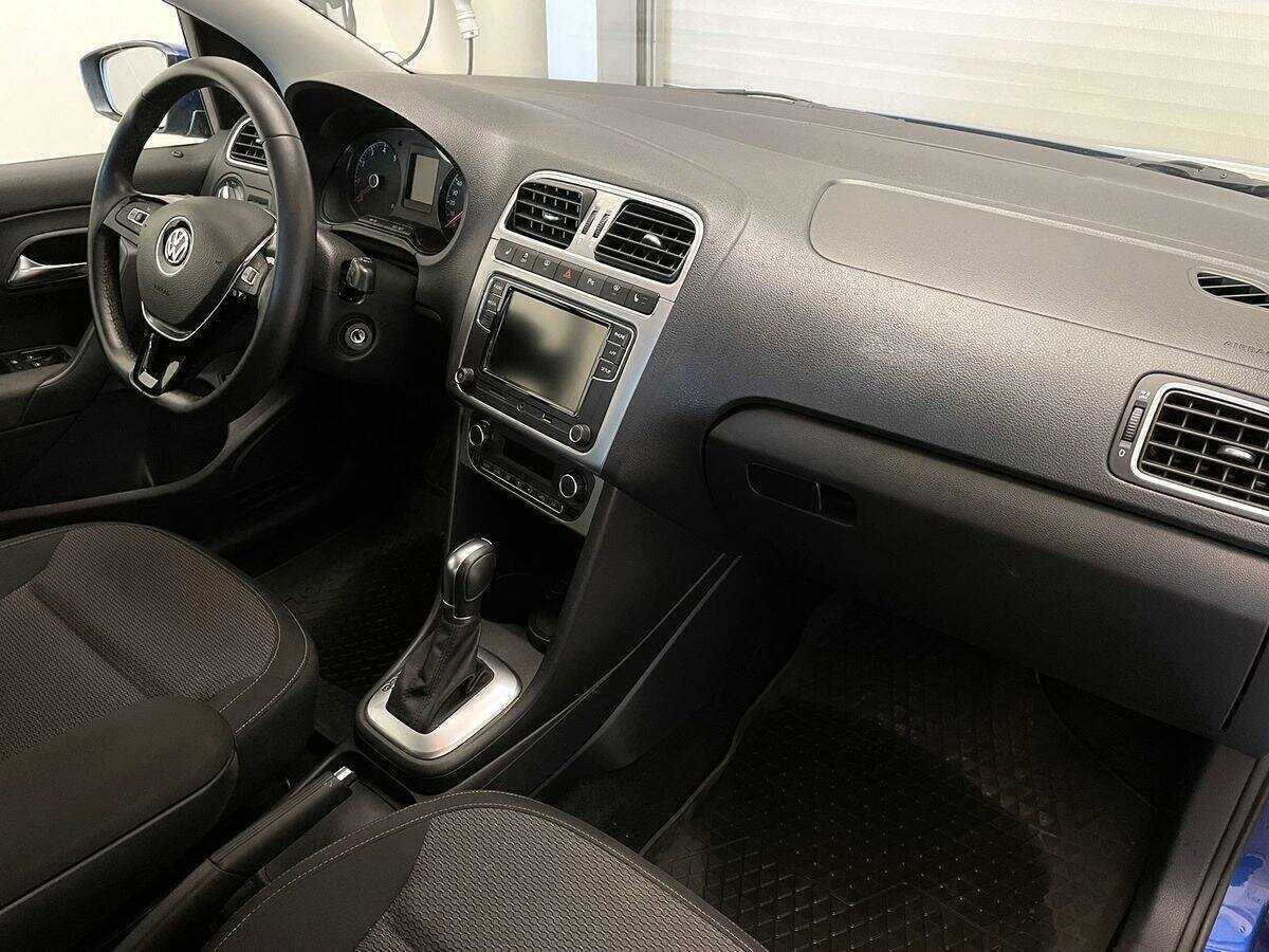 Купить Volkswagen Polo с пробегом. Фото: #6