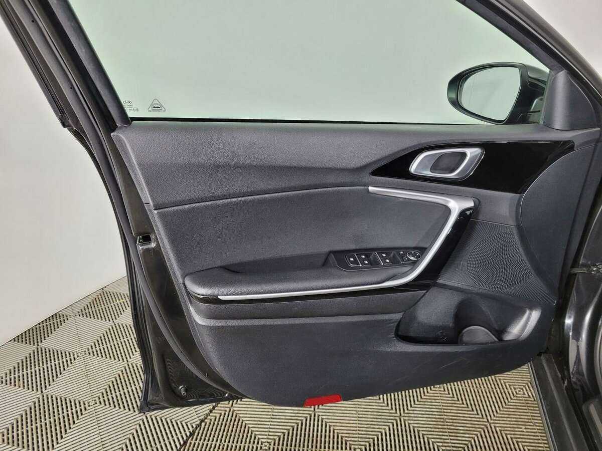 Купить Kia XCeed с пробегом. Фото: #6