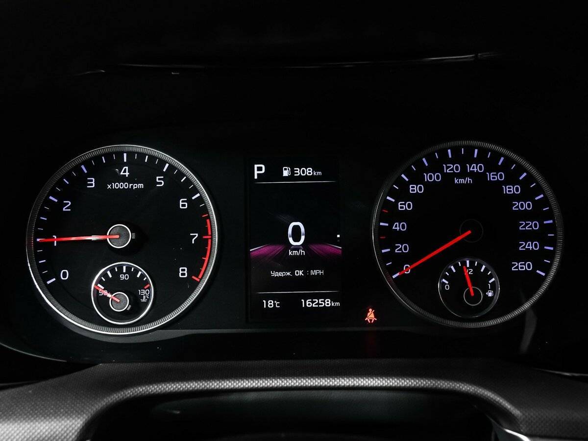 Купить Kia K5 с пробегом. Фото: #9