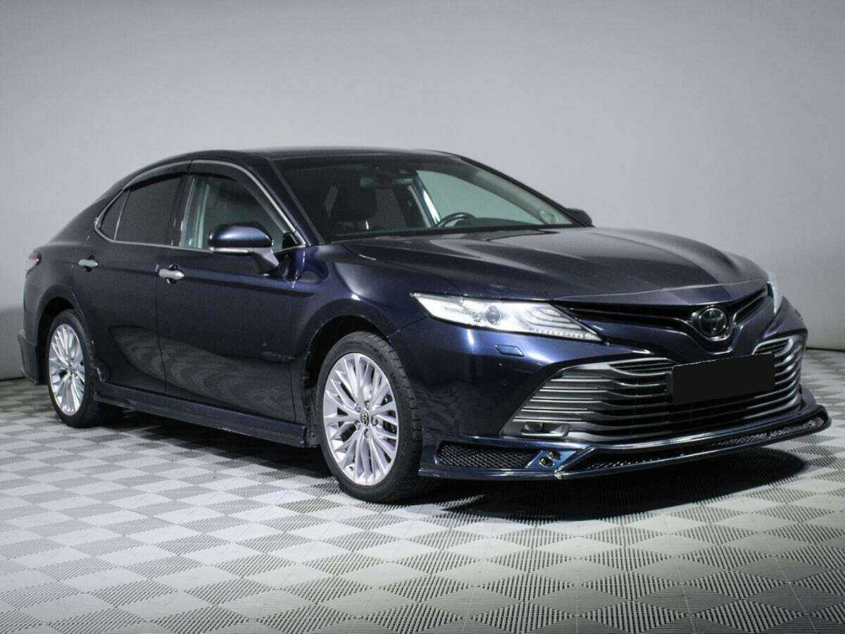 Купить Toyota Camry с пробегом. Фото: #2