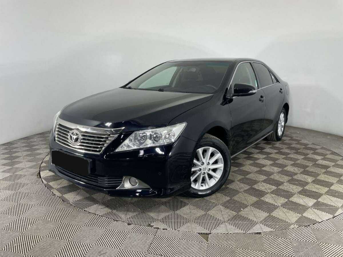 Купить Toyota Camry с пробегом. Посмотреть фото