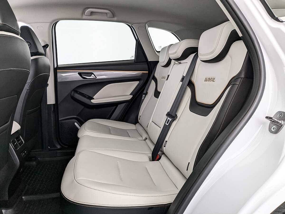 Купить Haval Jolion с пробегом. Фото: #11