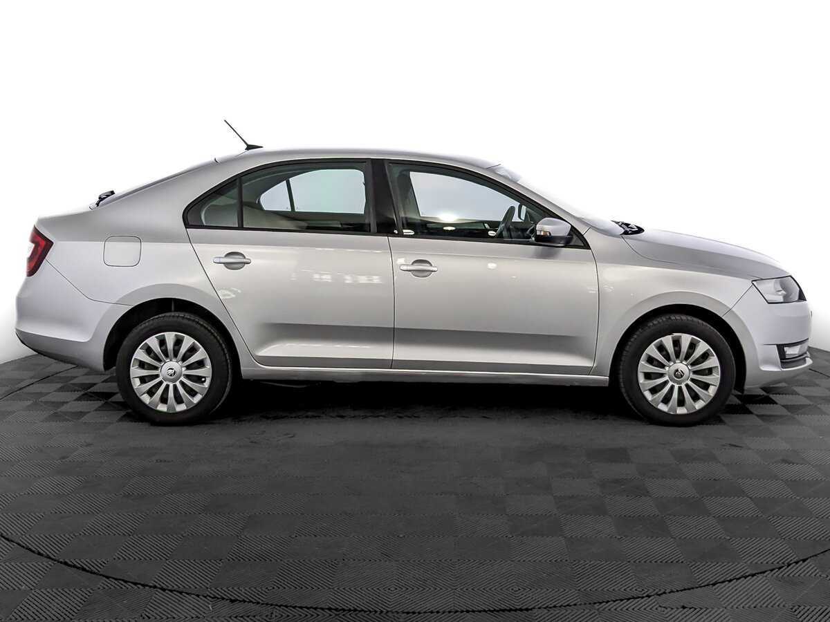 Купить Skoda Rapid с пробегом. Фото: #3