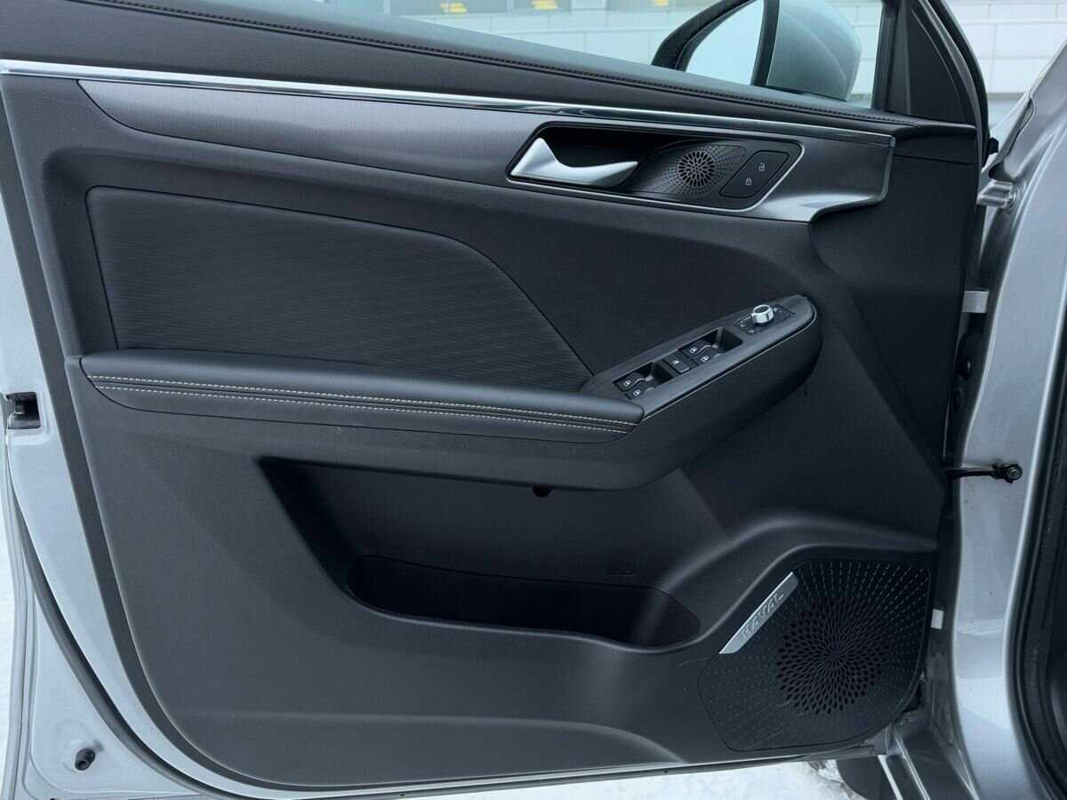 Купить Haval Jolion с пробегом. Фото: #11