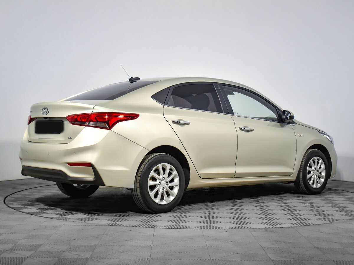 Купить Hyundai Solaris с пробегом. Фото: #4