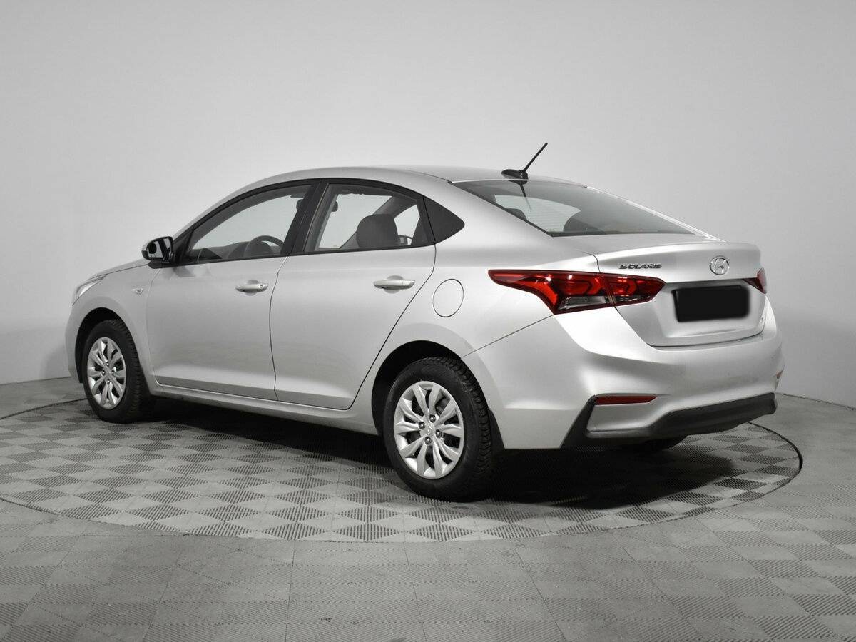 Купить Hyundai Solaris с пробегом. Фото: #6