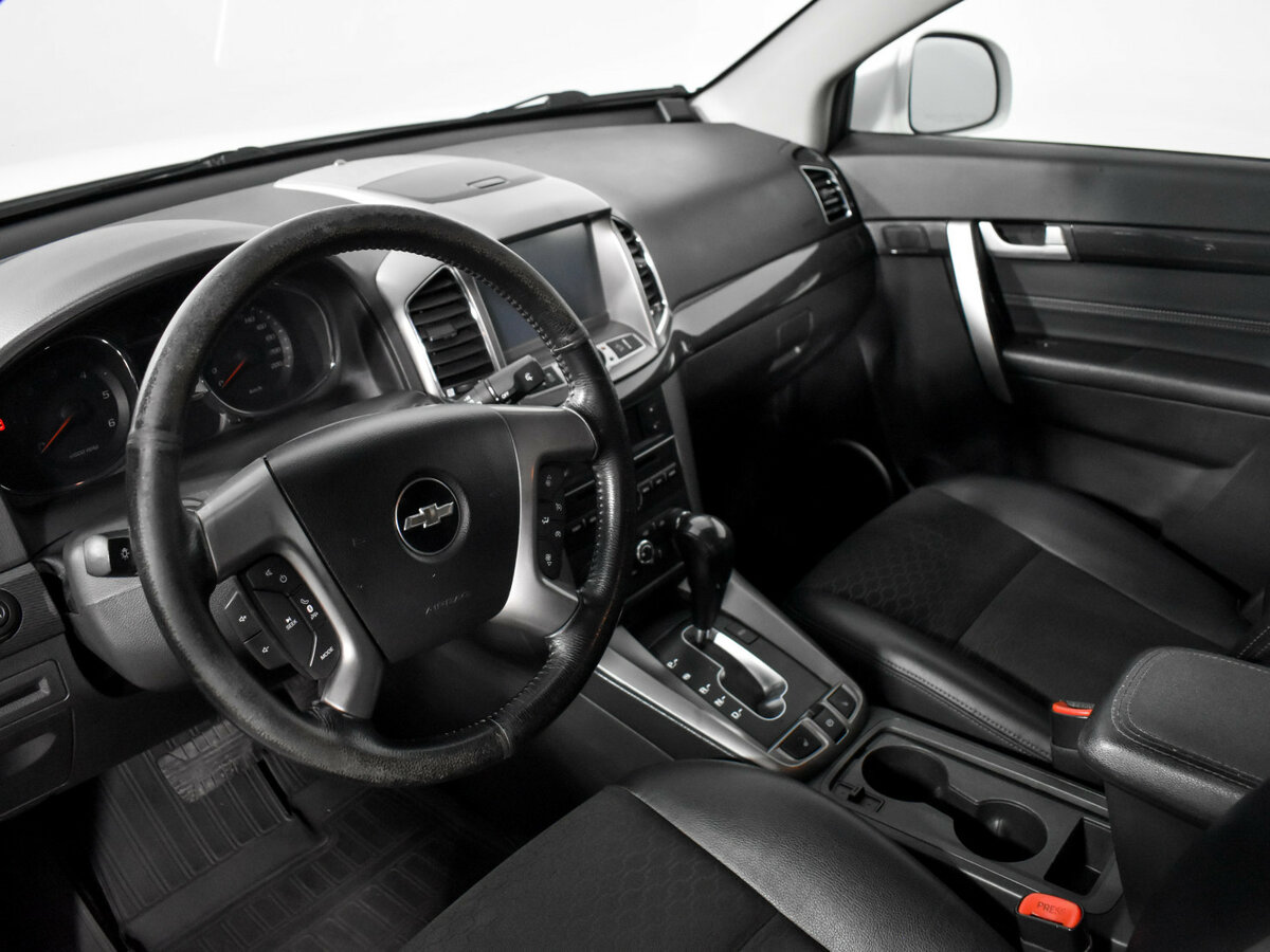 Купить Chevrolet Captiva с пробегом. Фото: #6