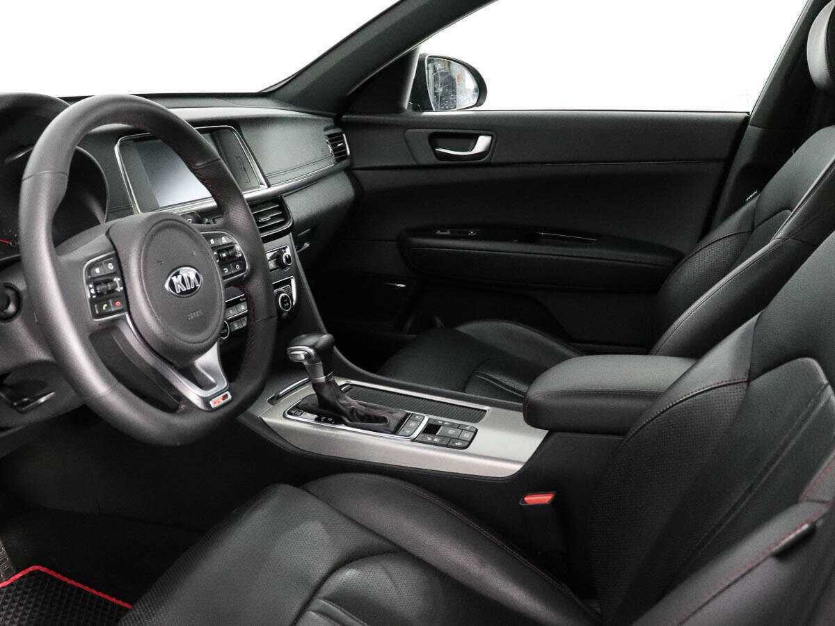Купить Kia Optima с пробегом. Фото: #10