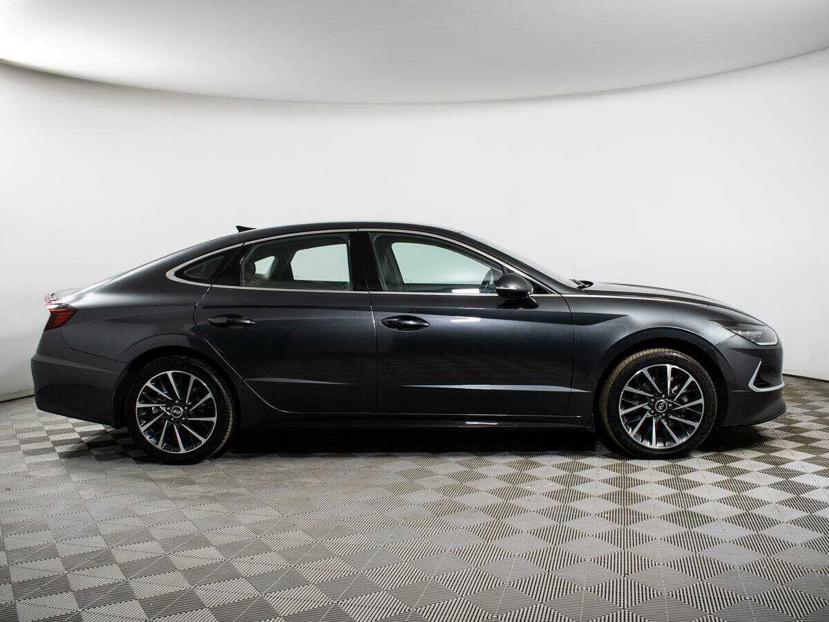 Купить Hyundai Sonata с пробегом. Фото: #3