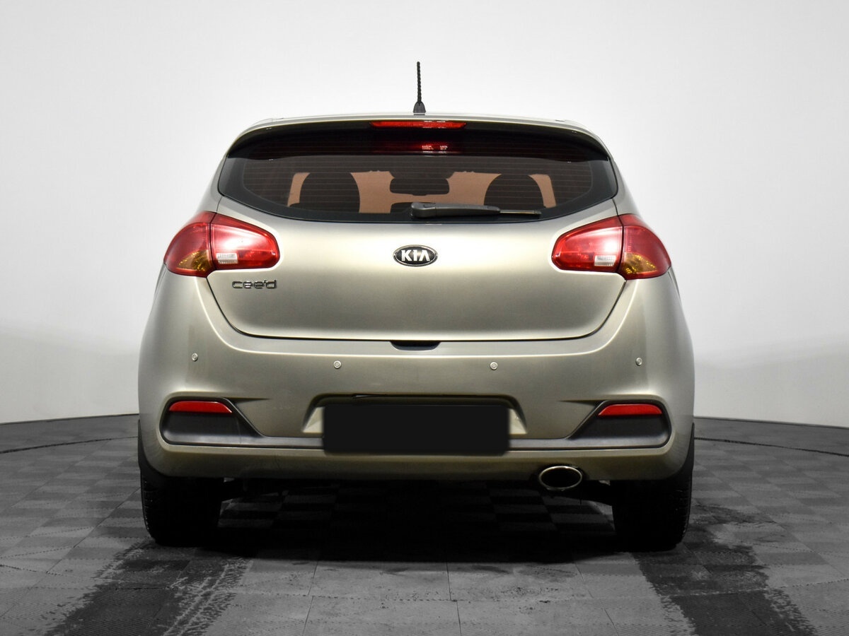 Купить Kia Ceed с пробегом. Фото: #5