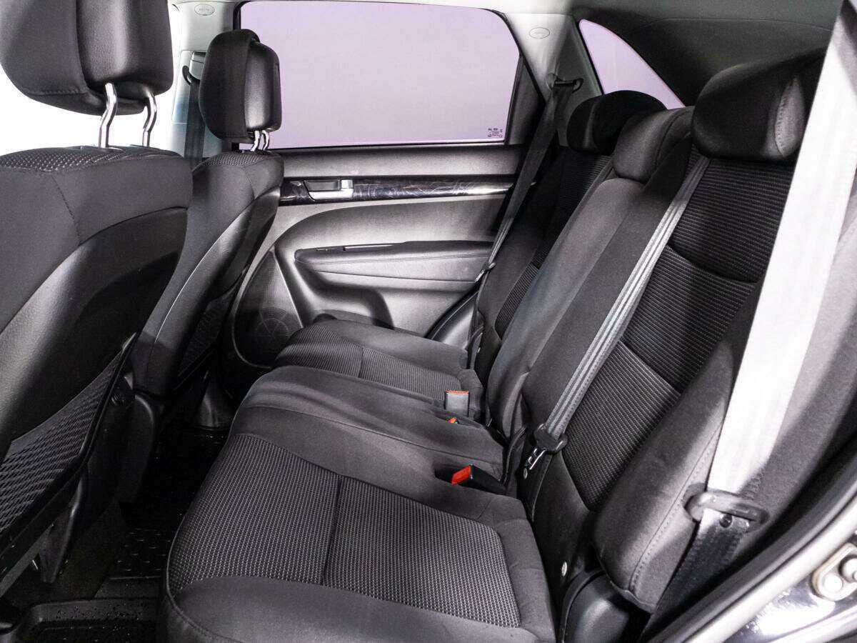 Купить Kia Sorento с пробегом. Фото: #9