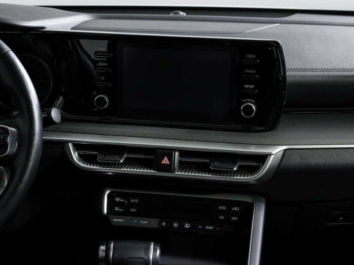 Купить Kia K5 с пробегом. Фото: #10