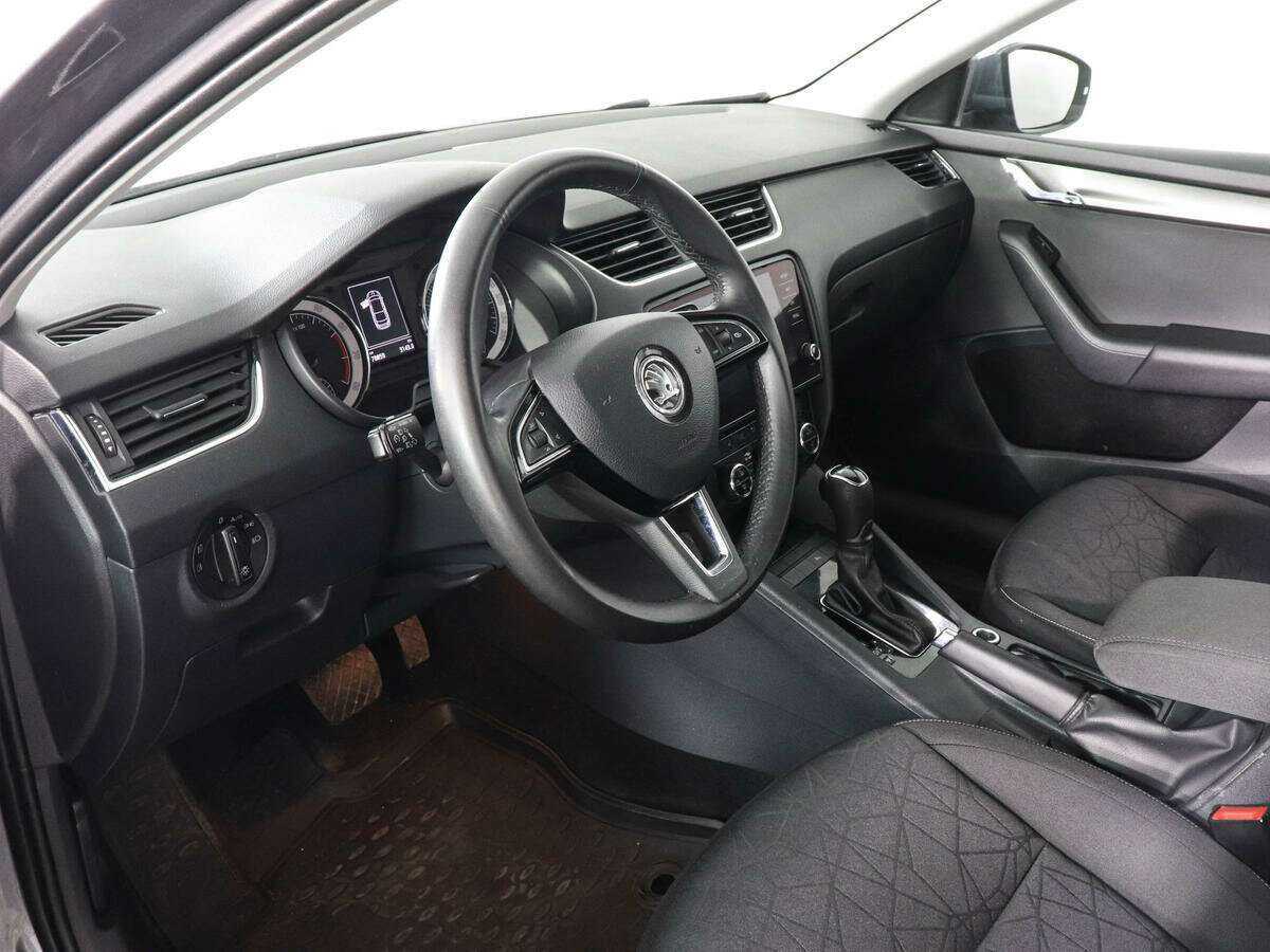 Купить Skoda Octavia с пробегом. Фото: #7