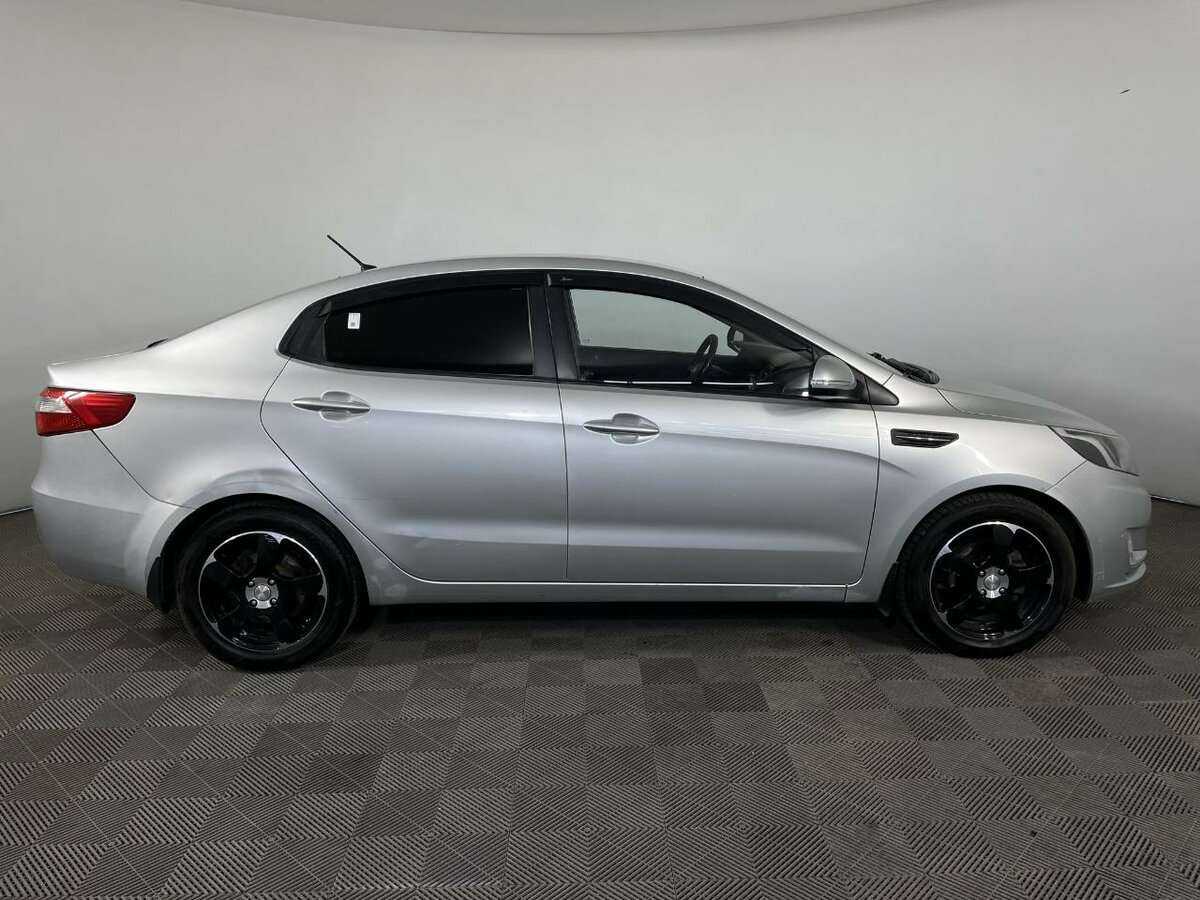 Купить Kia Rio с пробегом. Фото: #3