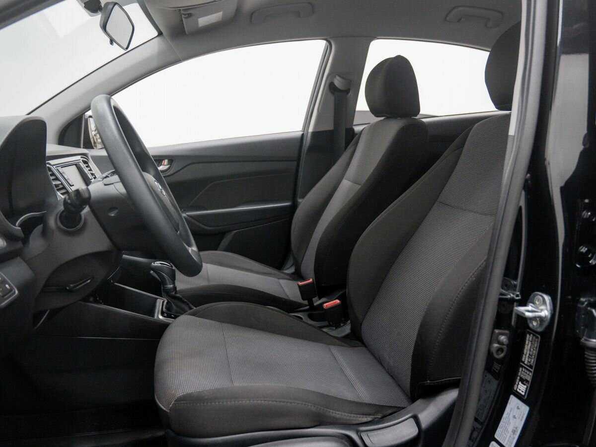 Купить Hyundai Solaris с пробегом. Фото: #7