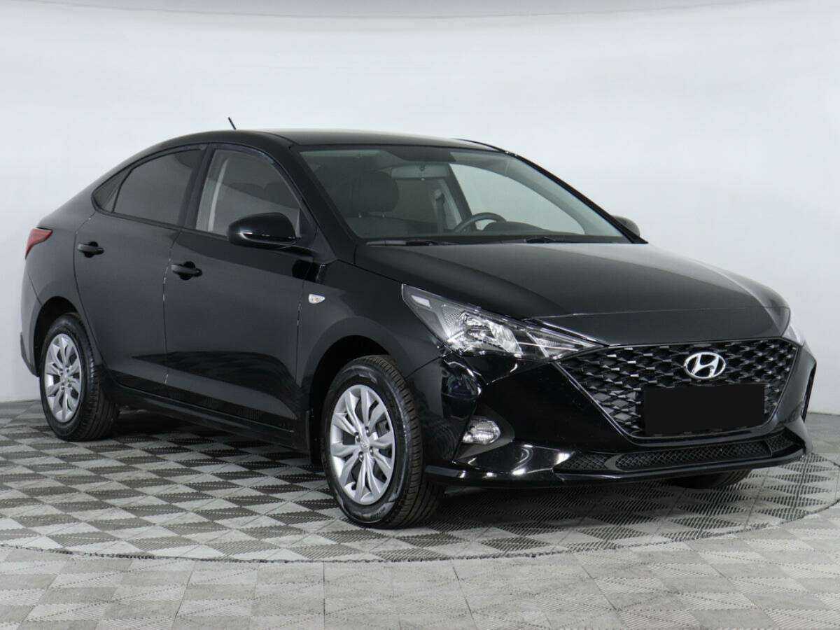 Купить Hyundai Solaris с пробегом. Фото: #2