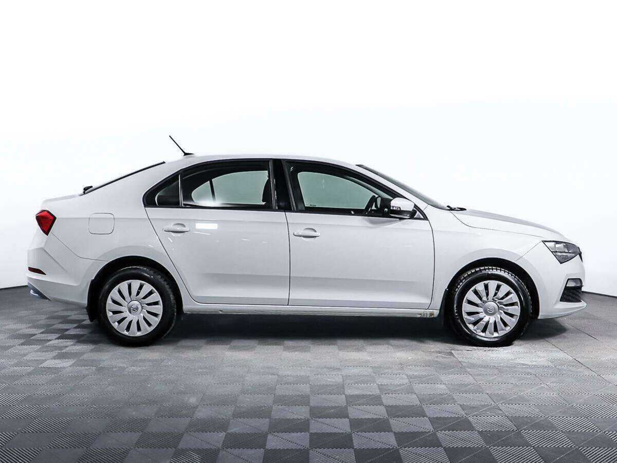 Купить Skoda Rapid с пробегом. Фото: #3