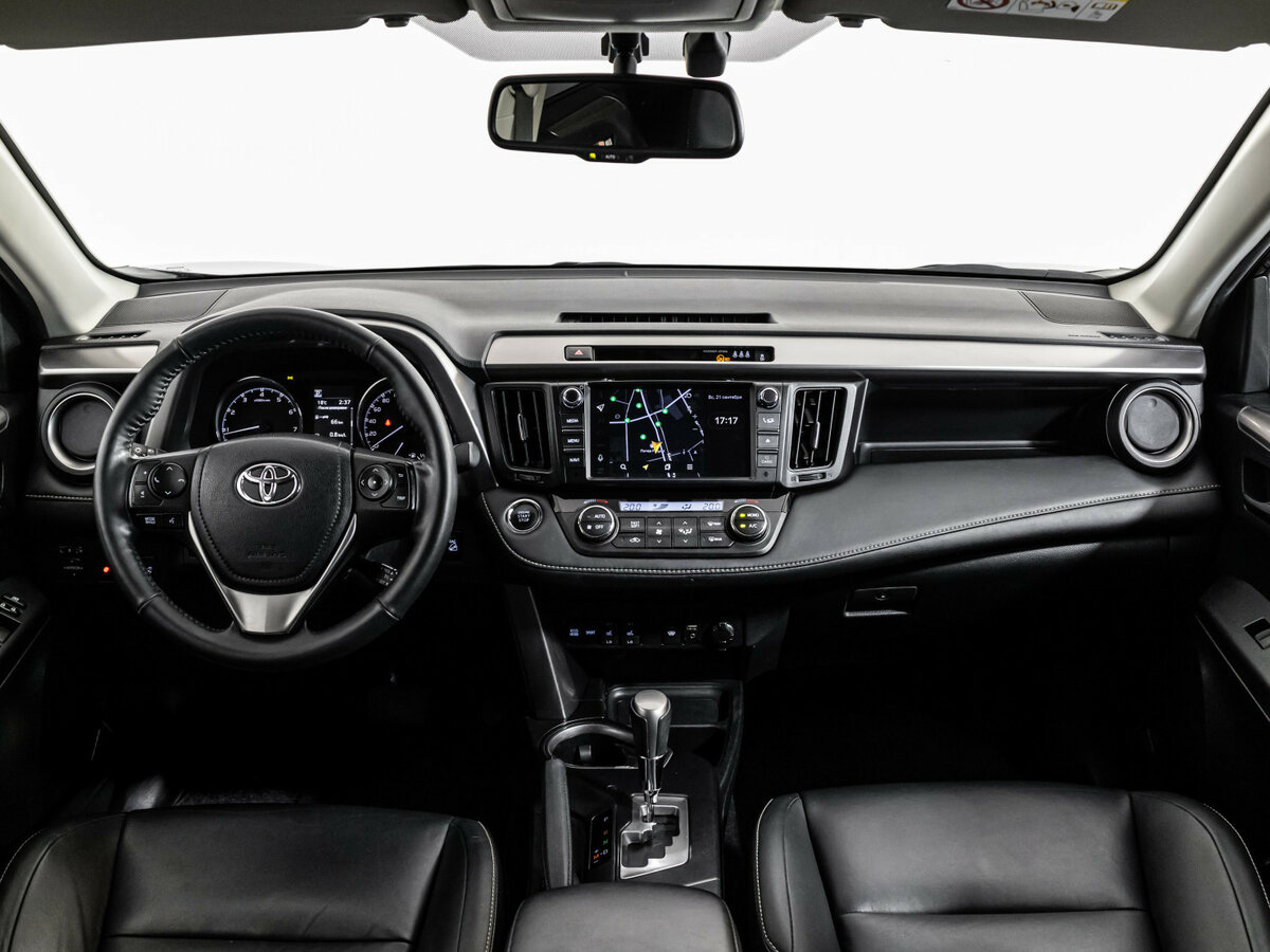 Купить Toyota RAV4 с пробегом. Фото: #8