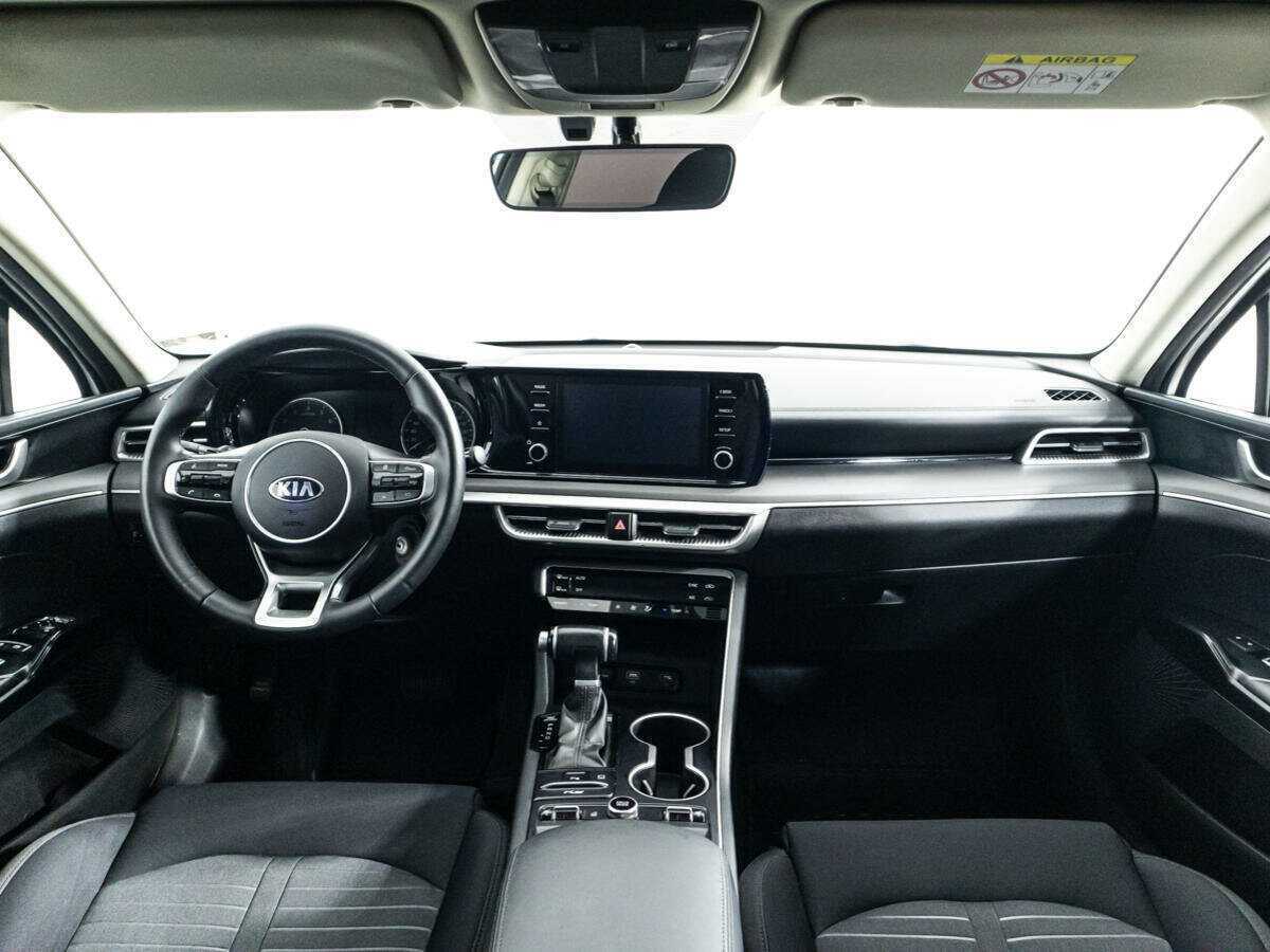 Купить Kia K5 с пробегом. Фото: #12