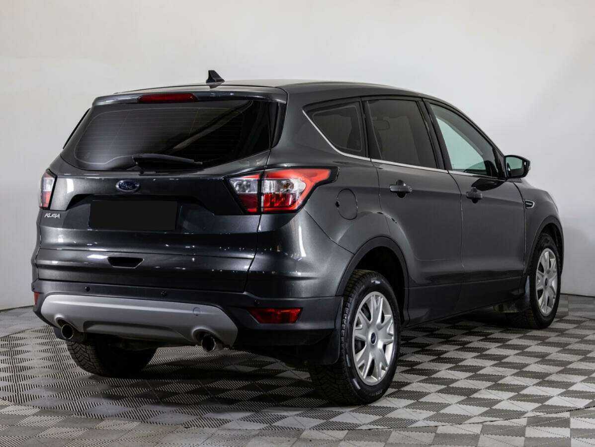 Купить Ford Kuga с пробегом. Фото: #3
