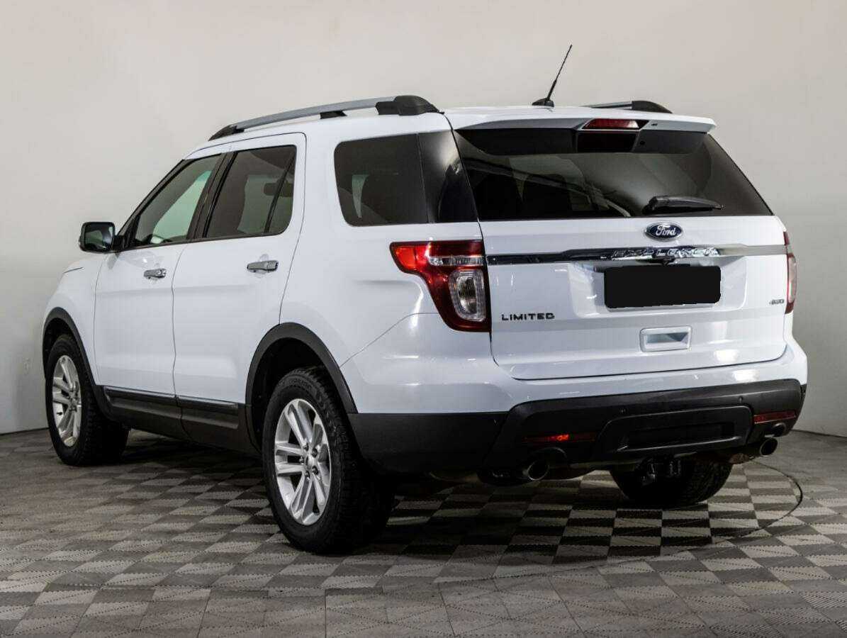 Купить Ford Explorer с пробегом. Фото: #5