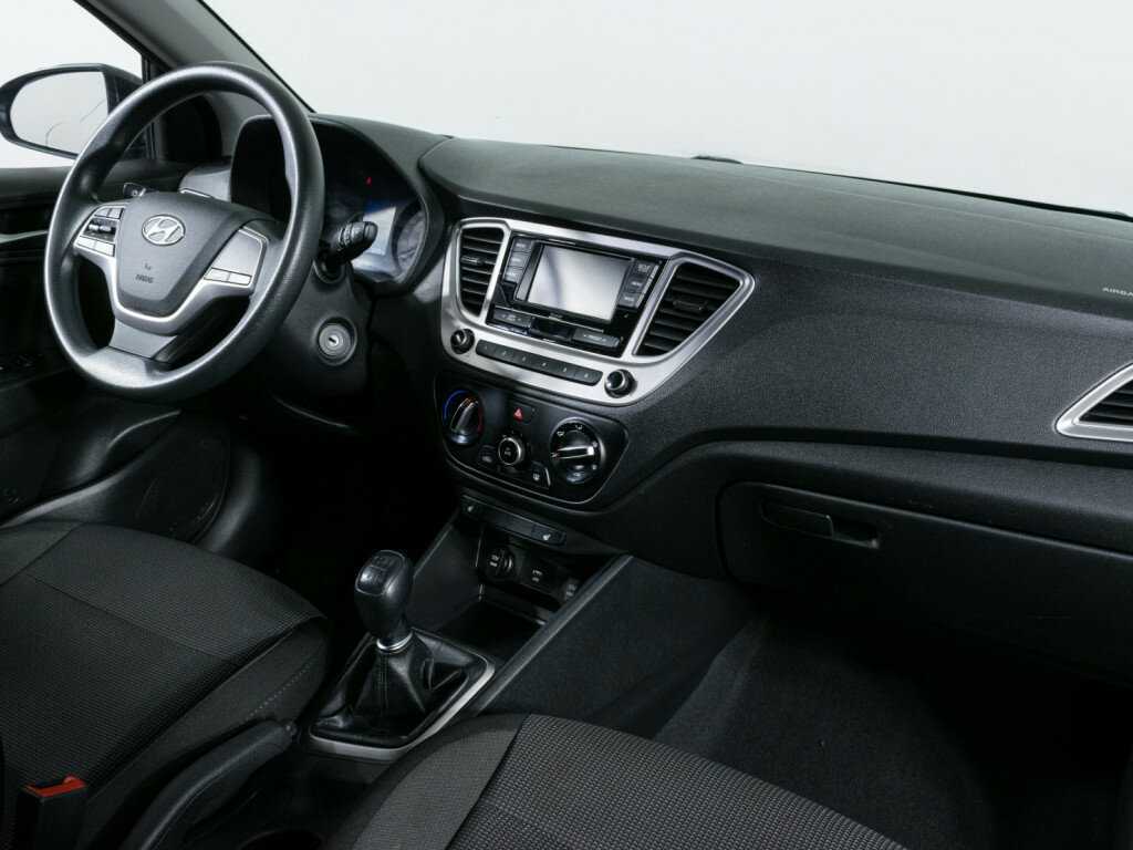 Купить Hyundai Solaris с пробегом. Фото: #7