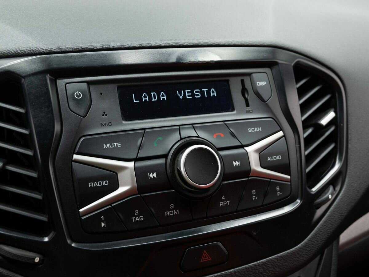 Купить Lada (ВАЗ) Vesta с пробегом. Фото: #18