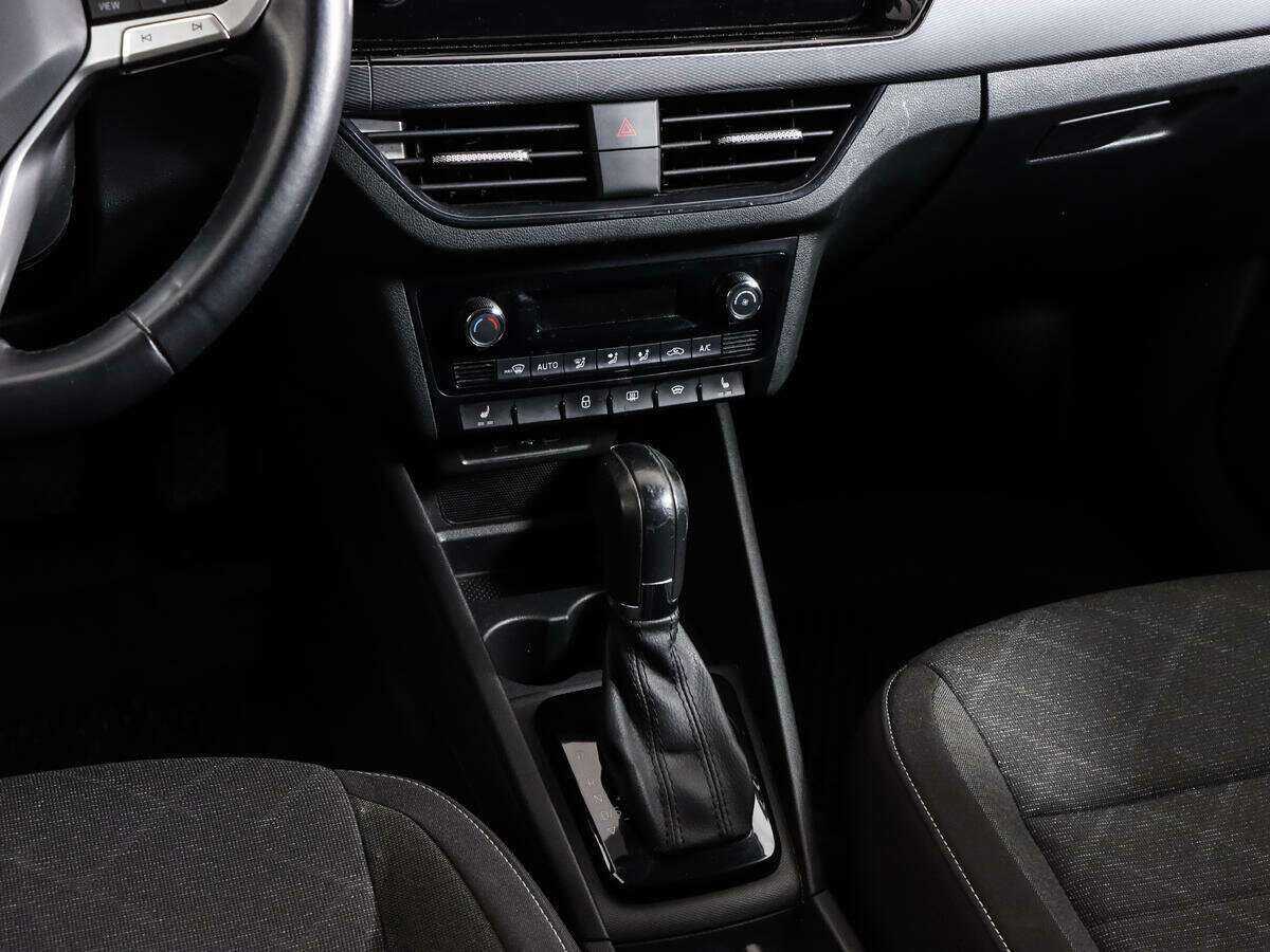 Купить Volkswagen Polo с пробегом. Фото: #9
