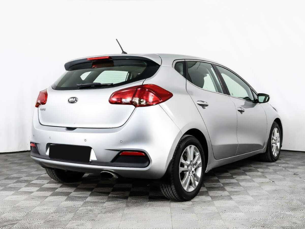 Купить Kia Ceed с пробегом. Фото: #4