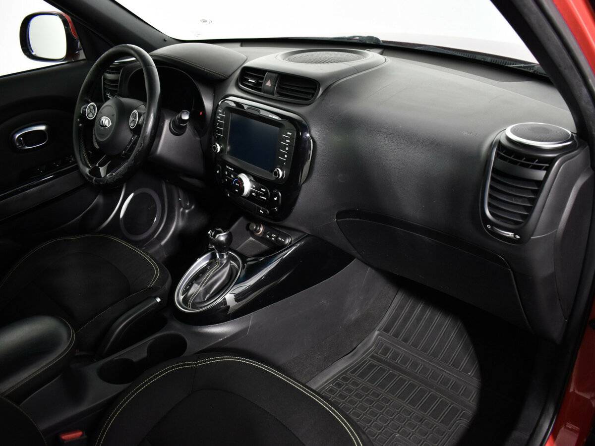 Купить Kia Soul с пробегом. Фото: #11