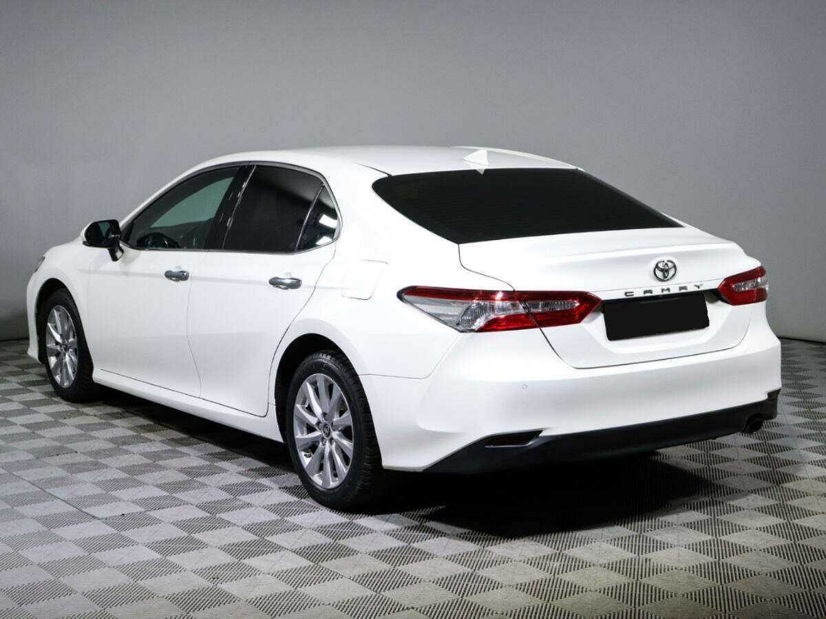 Купить Toyota Camry с пробегом. Фото: #6