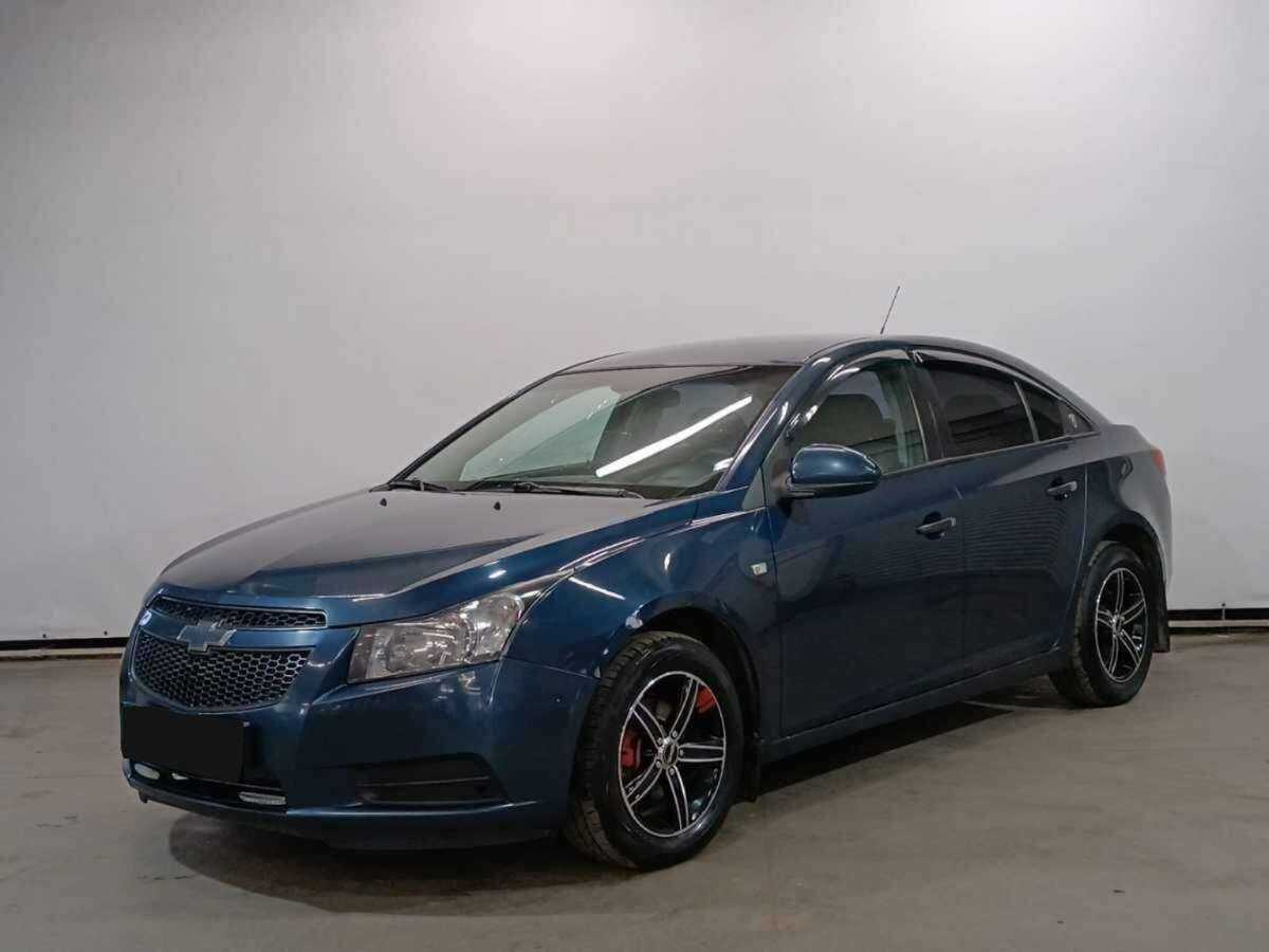 Купить Chevrolet Cruze с пробегом. Фото: #0